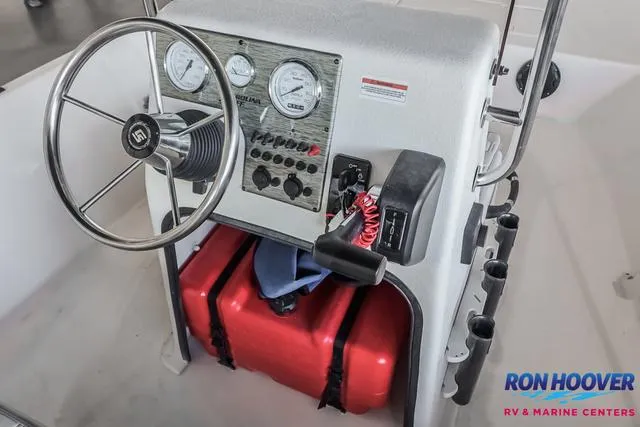 Slide: The Image of Sea Chaser EV180 Sea Skiff 2025 - 14