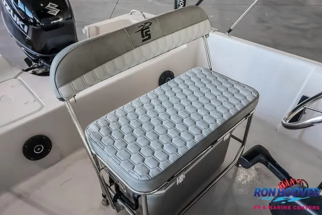 Slide: The Image of Sea Chaser EV180 Sea Skiff 2025 - 16