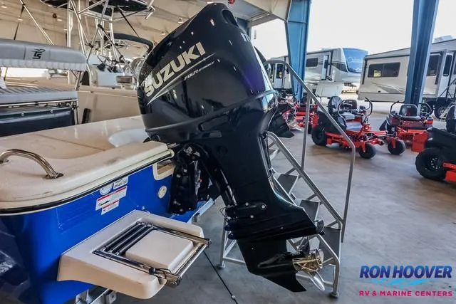 Slide: The Image of Sea Chaser EV180 Sea Skiff 2025 - 25