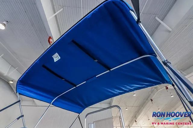 Slide: The Image of Sea Chaser EV180 Sea Skiff 2025 - 31