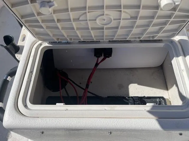 Slide: The Image of Sea Chaser EV180 Sea Skiff 2025 - 19