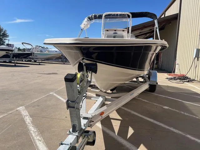 Slide: The Image of Sea Chaser EV180 Sea Skiff 2025 - 7