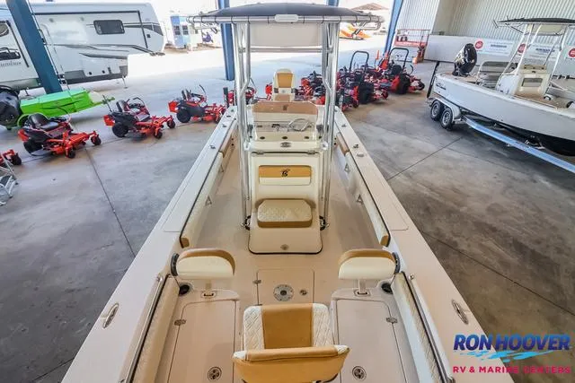 Slide: The Image of Carolina 24 Ultra Elite 2025 - 12