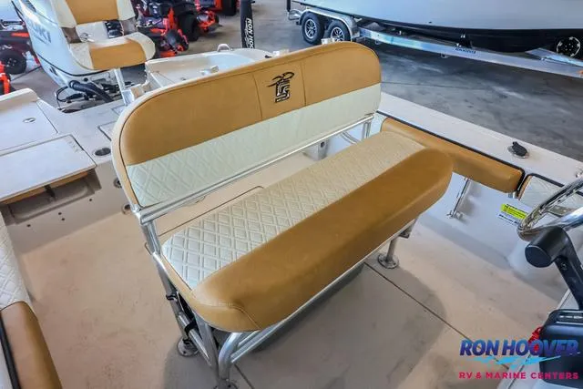 Slide: The Image of Carolina 24 Ultra Elite 2025 - 17