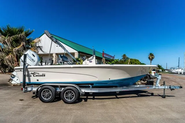 The Image of Sea Chaser 21 LX 2025 - 1