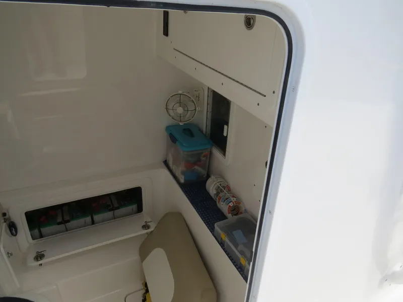 Slide: The Image of Electric head with macerator - 24