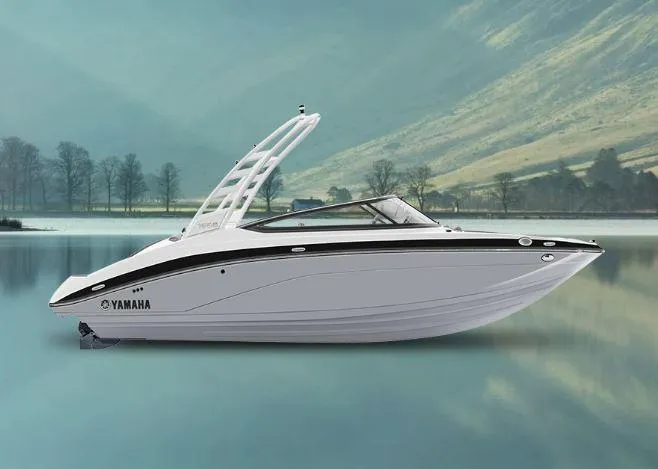 Slide: The Image of 2025 Yamaha Boats 195S on serene lake with scenic mountain backdrop. - 9