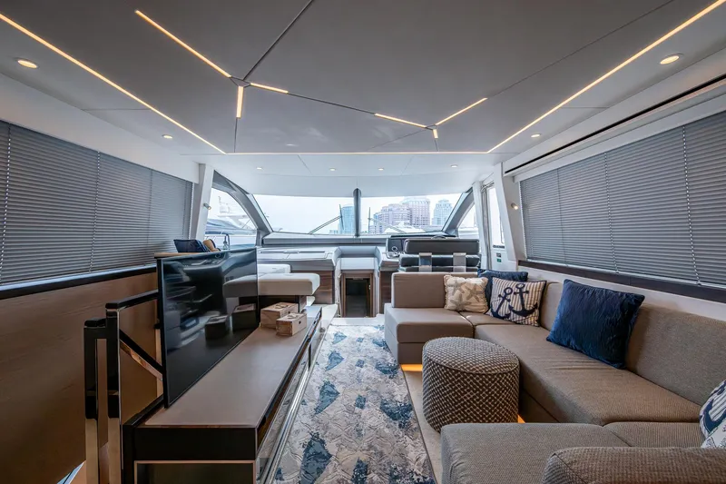 Slide: The Image of Sunseeker Manhattan 68 2022 - 65