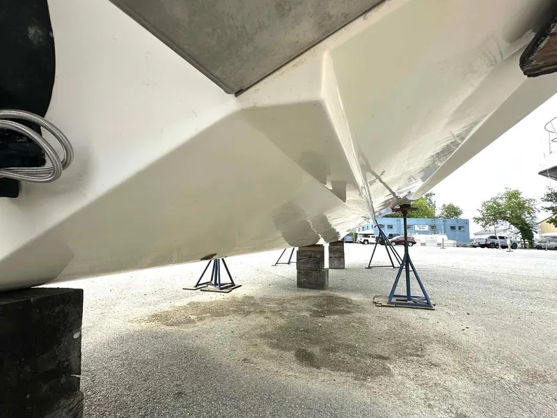 Slide: The Image of Wellcraft 45 Excalibur 1999 - 51