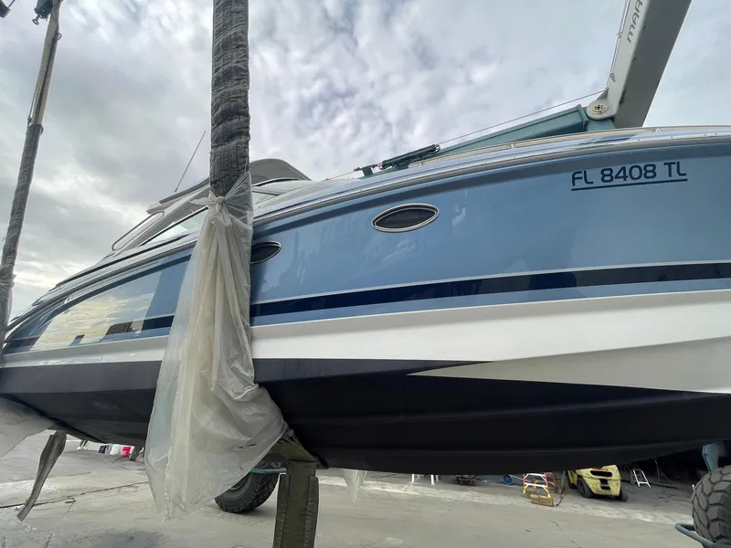 Slide: The Image of Formula 330 Crossover Bowrider OB 2023 - 52