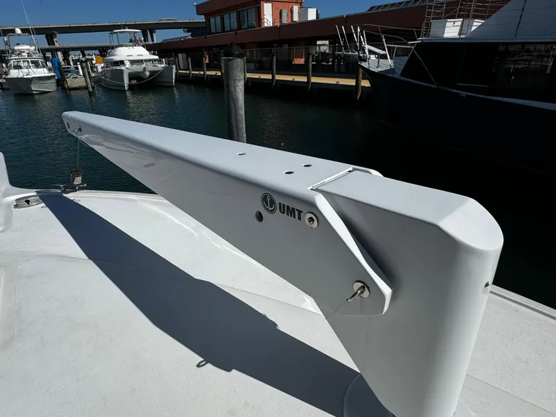 Slide: The Image of Ocean Yachts 48 CONVERTIBLE 1992 - 70