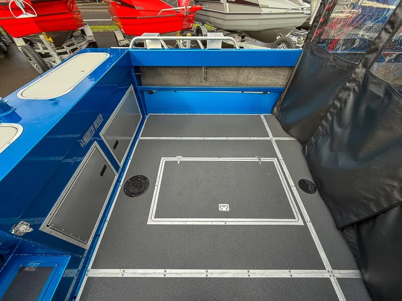 Slide: The Image of North River 22' Seahawk 2025 - 14