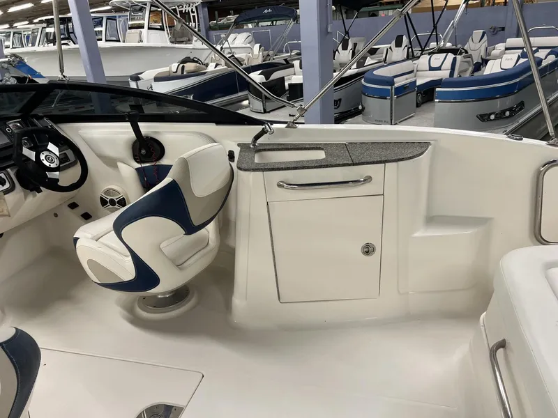 Slide: The Image of Chaparral 244 Sunesta 2009 - 14