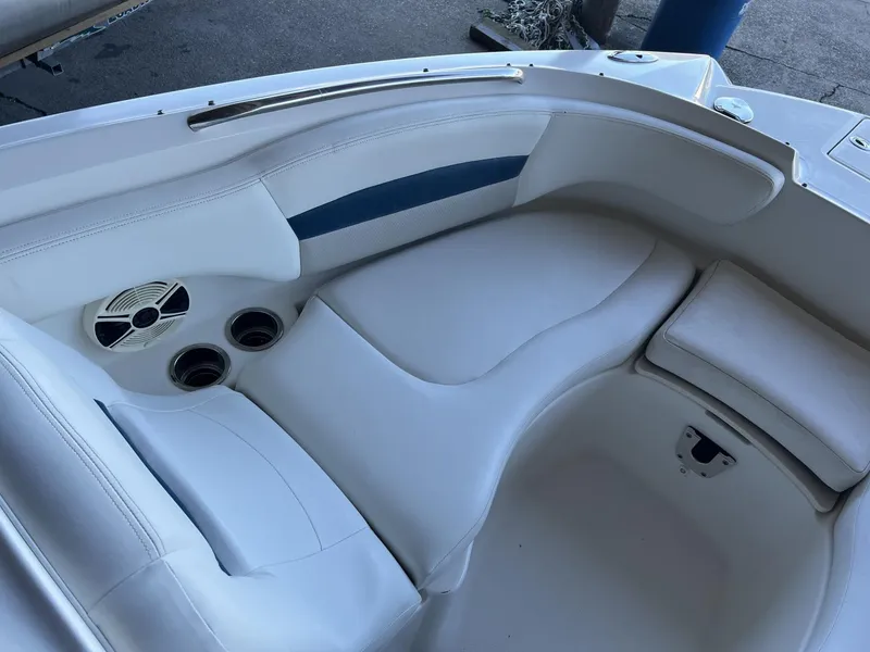 Slide: The Image of Chaparral 244 Sunesta 2009 - 19