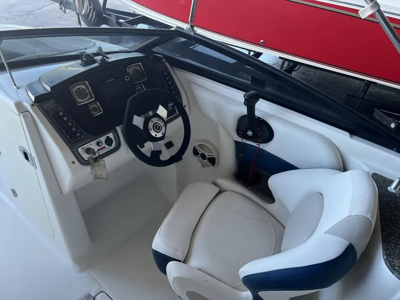 Slide: The Image of Chaparral 244 Sunesta 2009 - 20