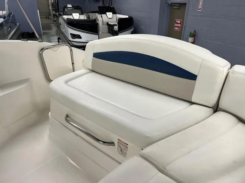 Slide: The Image of Chaparral 244 Sunesta 2009 - 9