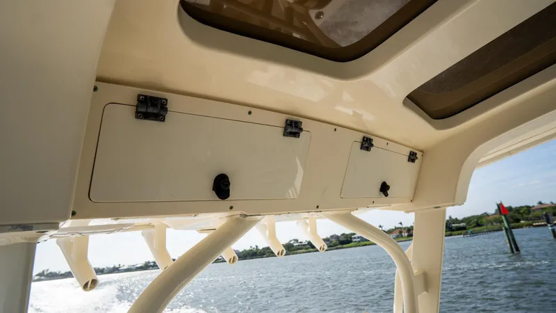 Slide: The Image of Scout 345 XSF 2012 - 57