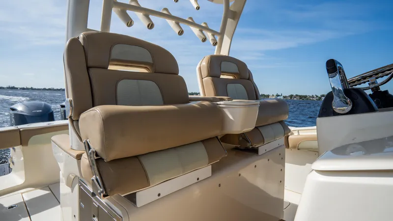 Slide: The Image of Scout 345 XSF 2012 - 58