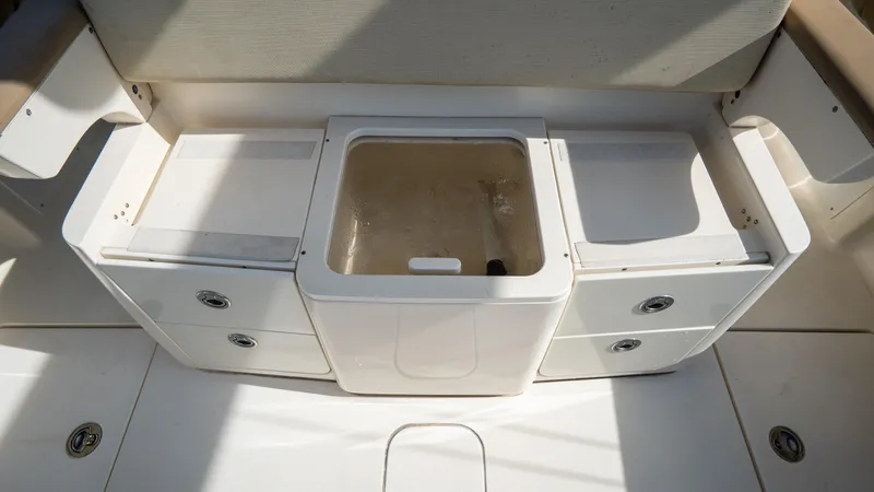 Slide: The Image of Scout 345 XSF 2012 - 68