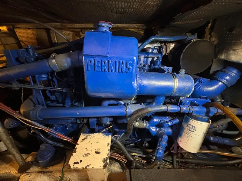 Slide: The Image of Ocean Yachts Trawler 42 + 2 1979 - 104