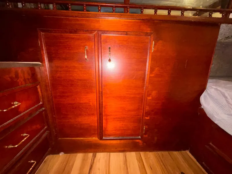 Slide: The Image of Ocean Yachts Trawler 42 + 2 1979 - 66