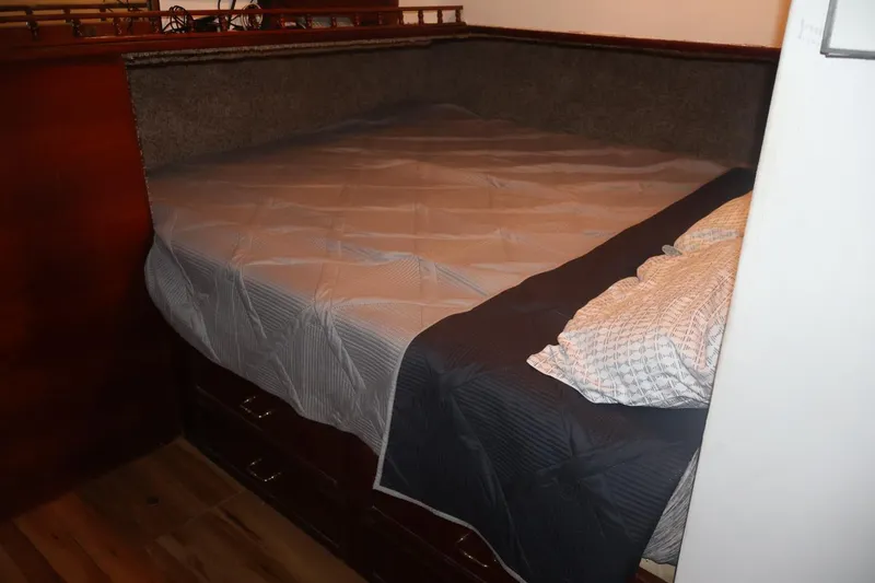 Slide: The Image of Ocean Yachts Trawler 42 + 2 1979 - 71