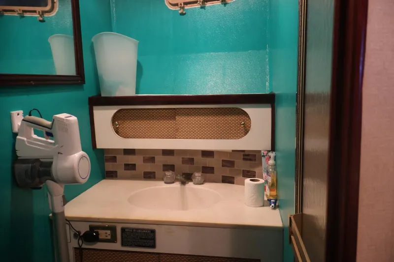 Slide: The Image of Ocean Yachts Trawler 42 + 2 1979 - 77