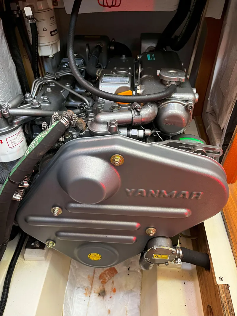 Slide: The Image of Yanmar engine in a 2005 Hunter 41 sailboat, detailed view. - 22