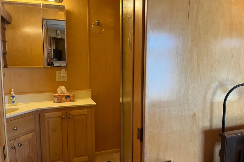 Slide: The Image of Master Head - 35