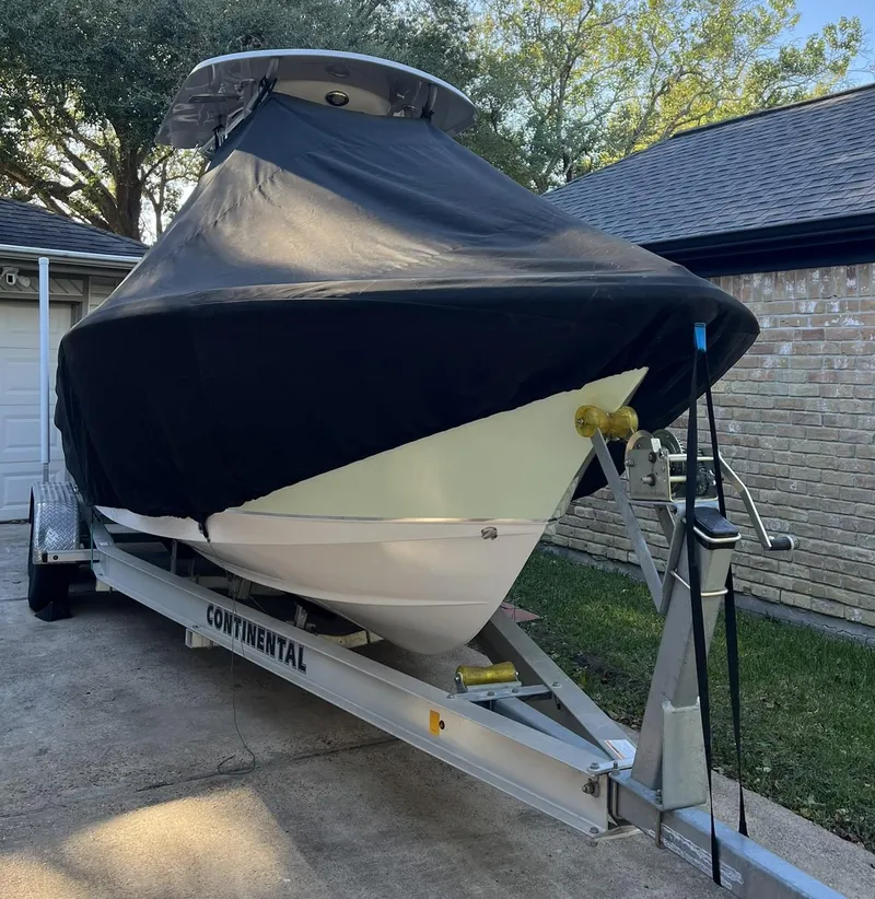 Slide: The Image of Sea Hunt Ultra 234 2022 - 54