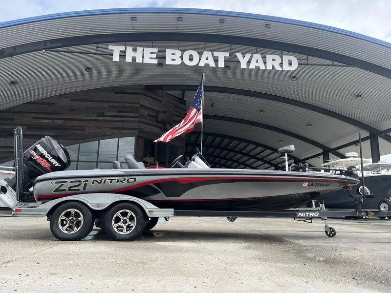 Slide: The Image of 2017 Nitro Z21 boat with Mercury engine at The Boat Yard. - 12