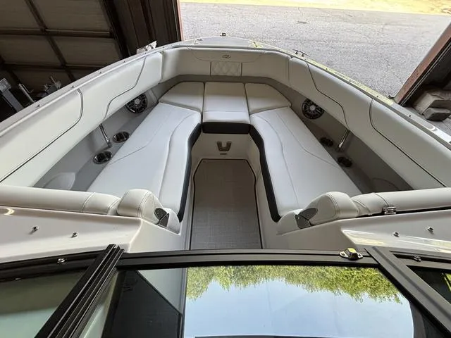 Slide: The Image of Regal LS6 2025 - 7