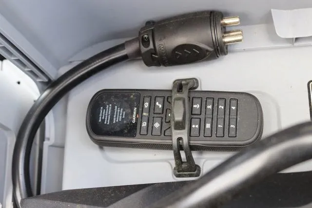 Slide: The Image of Sea-Doo Switch Fish 18 2025 - 17