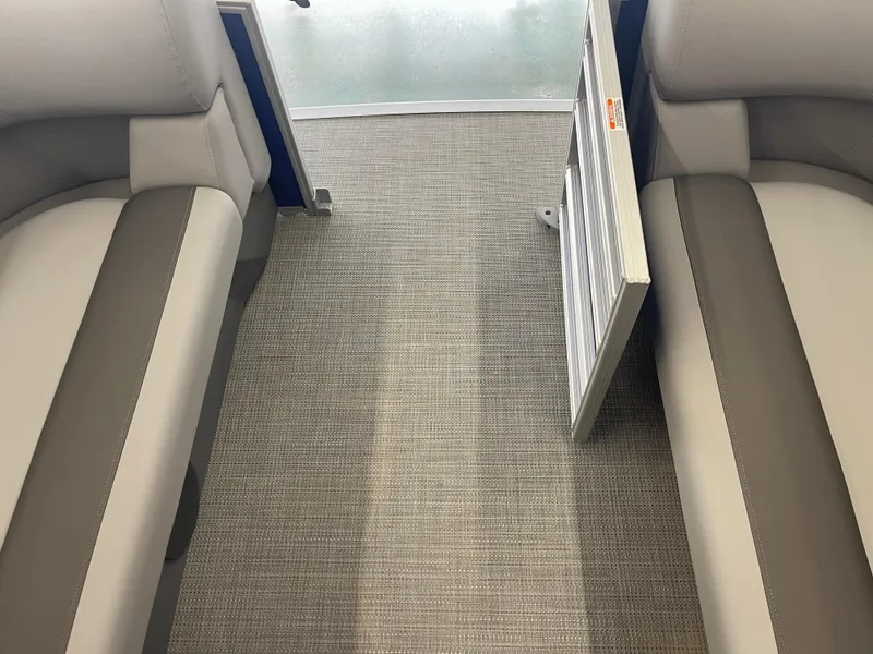 Slide: The Image of Bennington 188SVLSR 2024 - 63