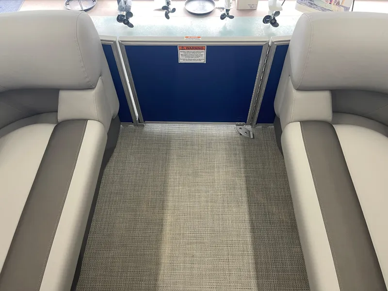 Slide: The Image of Bennington 188SVLSR 2024 - 64