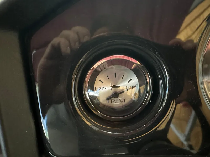 Slide: The Image of Close-up of 2024 Bennington 20SVLSR trim gauge on dashboard. - 18