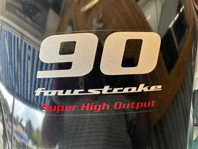 Slide: The Image of 2024 Bennington 20SVLSR engine, 90 four-stroke, super high output. - 8