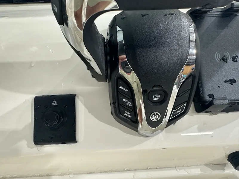 Slide: The Image of Boat control panel of a 2025 Key West 230BR with Yamaha controls. - 31