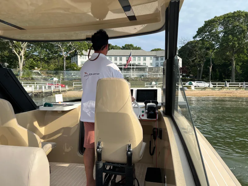 Slide: The Image of Iguana Commuter 2017 - 5