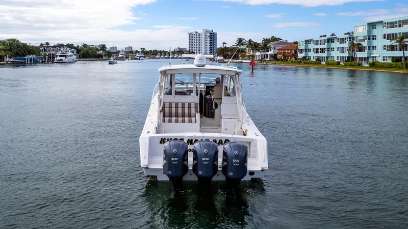 Slide: The Image of 2017 Jupiter 41 - Exterior profile on the water - 11