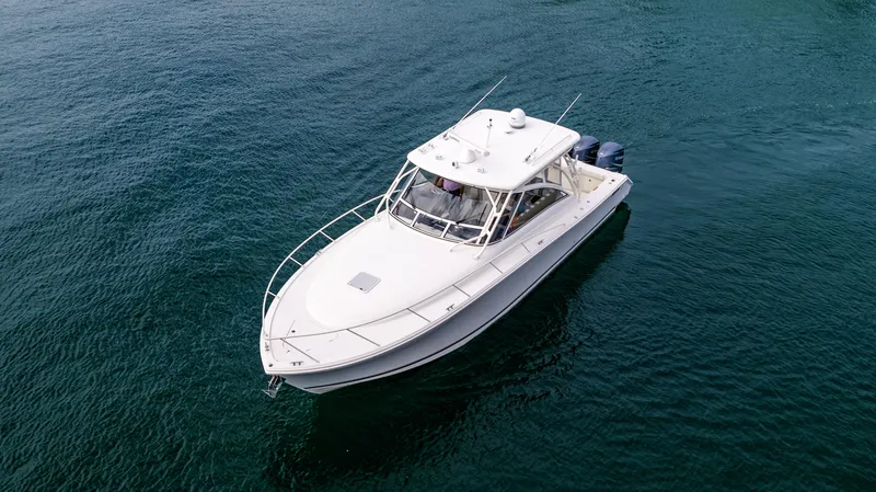 Slide: The Image of 2017 Jupiter 41 - Exterior profile on the water - 12