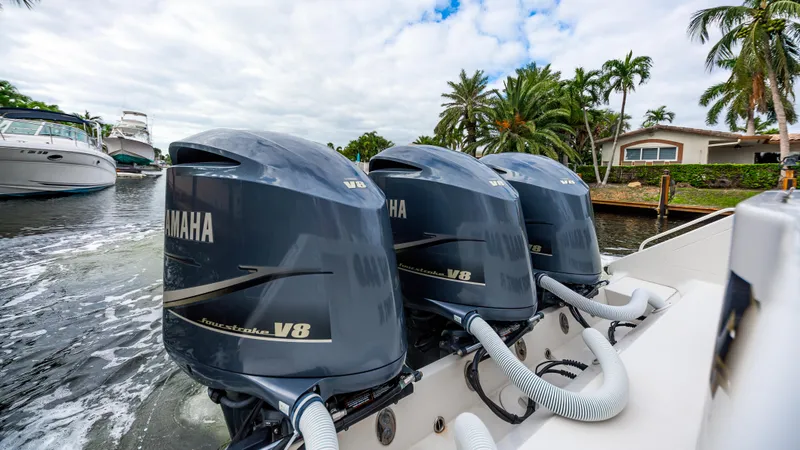 Slide: The Image of 2017 Jupiter 41 - Engines - 19