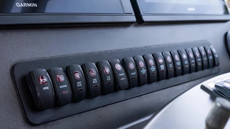 Slide: The Image of 2017 Jupiter 41 - Switches - 34