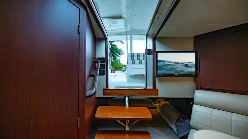 Slide: The Image of 2017 Jupiter 41 - Cabin entry - 35