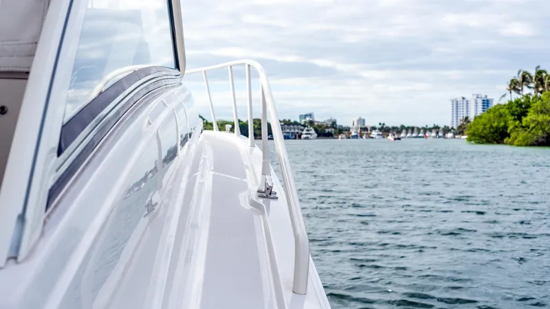 Slide: The Image of 2017 Jupiter 41 - Stbd - 44