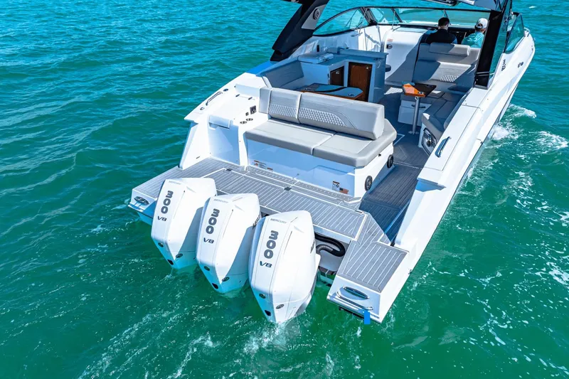 Slide: The Image of Cruisers 38 GLS OB 2025 - 24