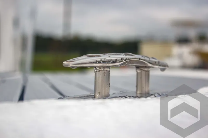 Slide: The Image of Close-up of a 2025 Tidewater 2500 Carolina Bay boat cleat. - 25