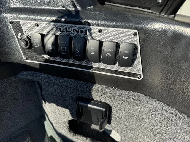 Slide: The Image of Lund Impact XS 1875 Sport 2025 - 17