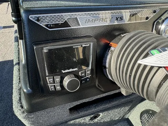 Slide: The Image of Lund Impact XS 1875 Sport 2025 - 19