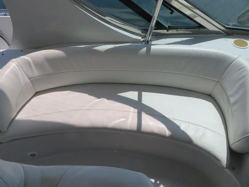 Slide: The Image of White leather seating on 2000 Bluewater Yachts Millennium Series 63. - 19